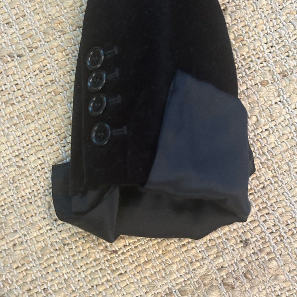 Theory Black Velvet and Satin Blazer Size 12 - Picture 12 of 16